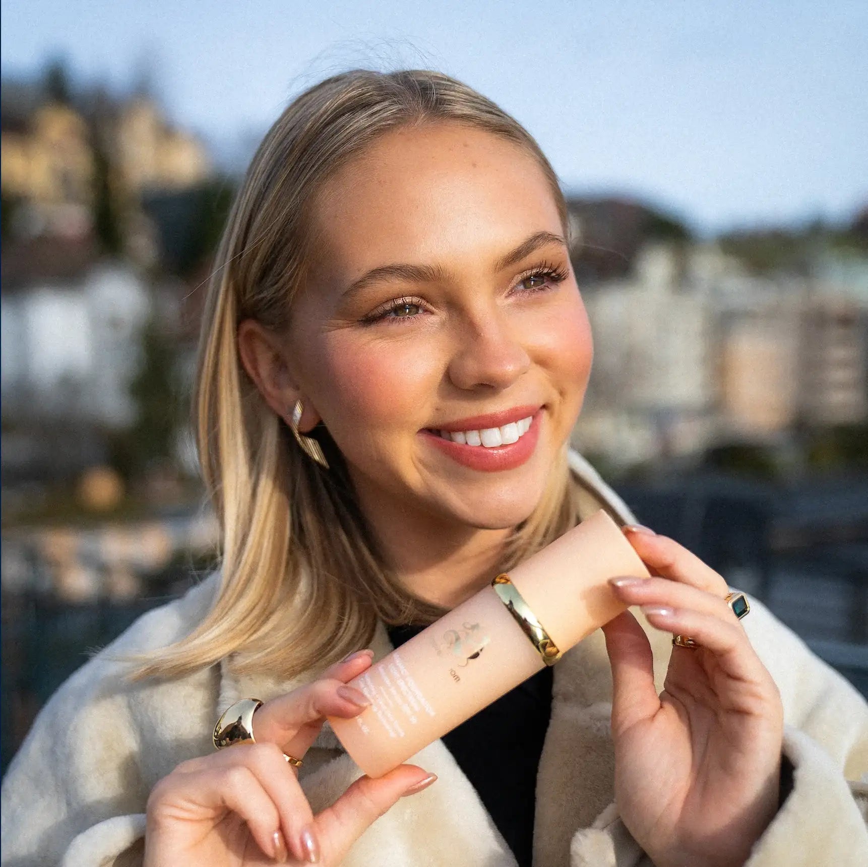 Biomimic® Foundation 4 in 1 - Light Spectrum